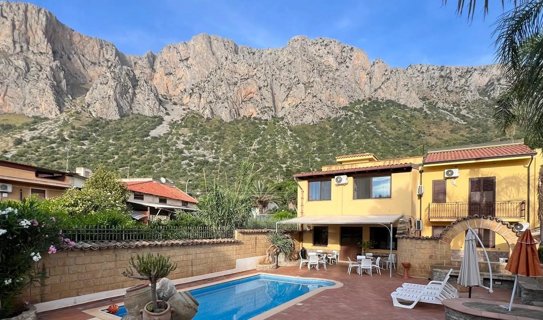 B&B Alelida